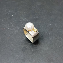 Load image into Gallery viewer, Mabé Pearl &amp; CZ Diamond Ring Wide Square Stacking Ring