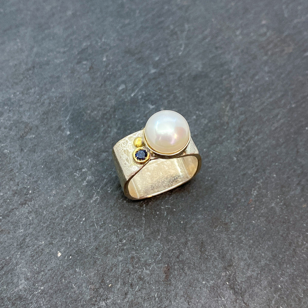 Mabé Pearl & Blue Sapphire Wide Square Ring